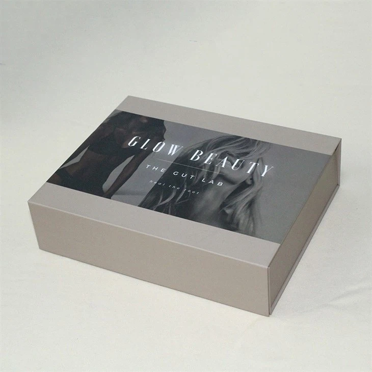 Clothes Boxes With Magnetic Closure Lids